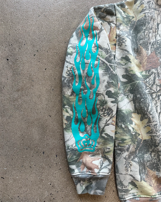 *SIZE UP WHEN ORDERING* Glory Days Apparel - Teal Burnout Faded Camo Crewneck