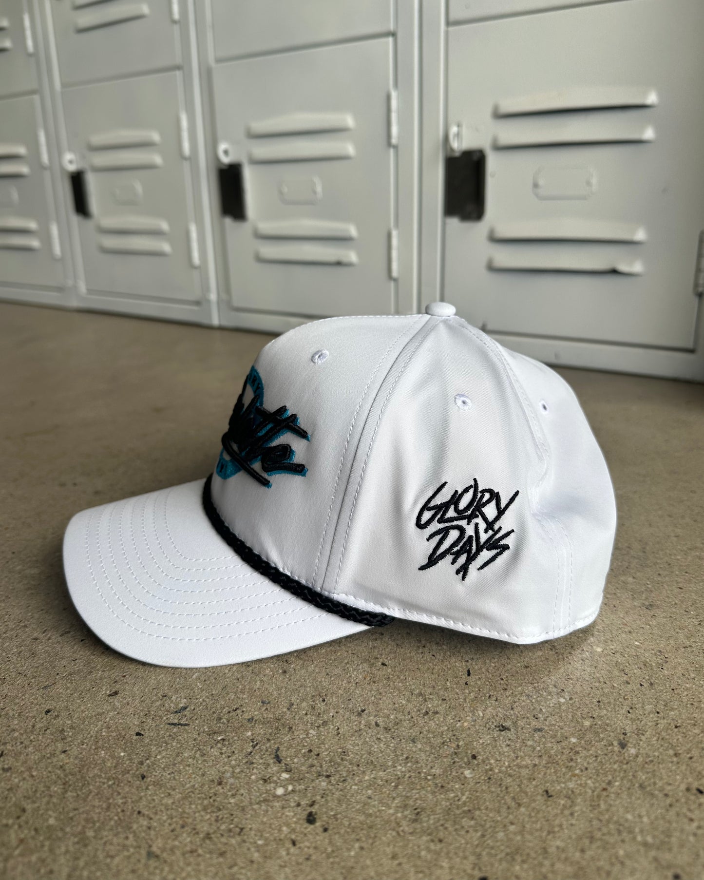 Glory Days Apparel - Charlotte Retro Circle White Rope Hat
