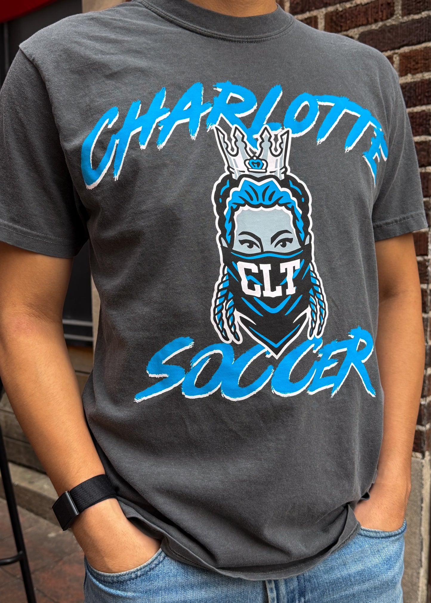 Glory Days Apparel - Classic Misfit Queen Faded Charcoal T-Shirt