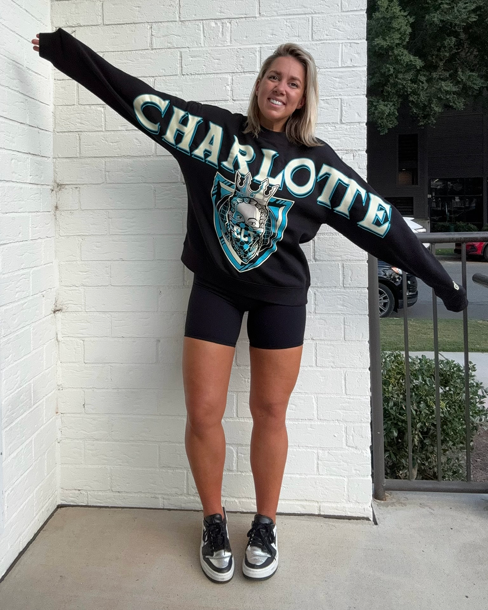 Charlotte Sweatshirt