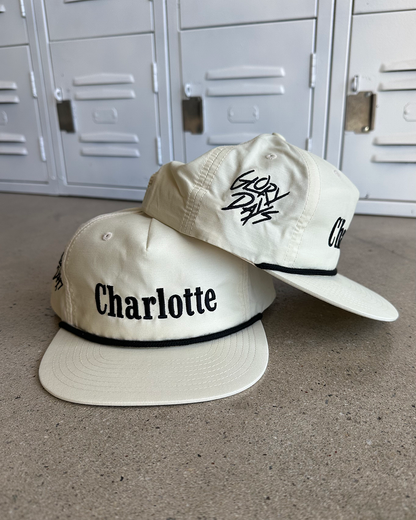 Charlotte hat